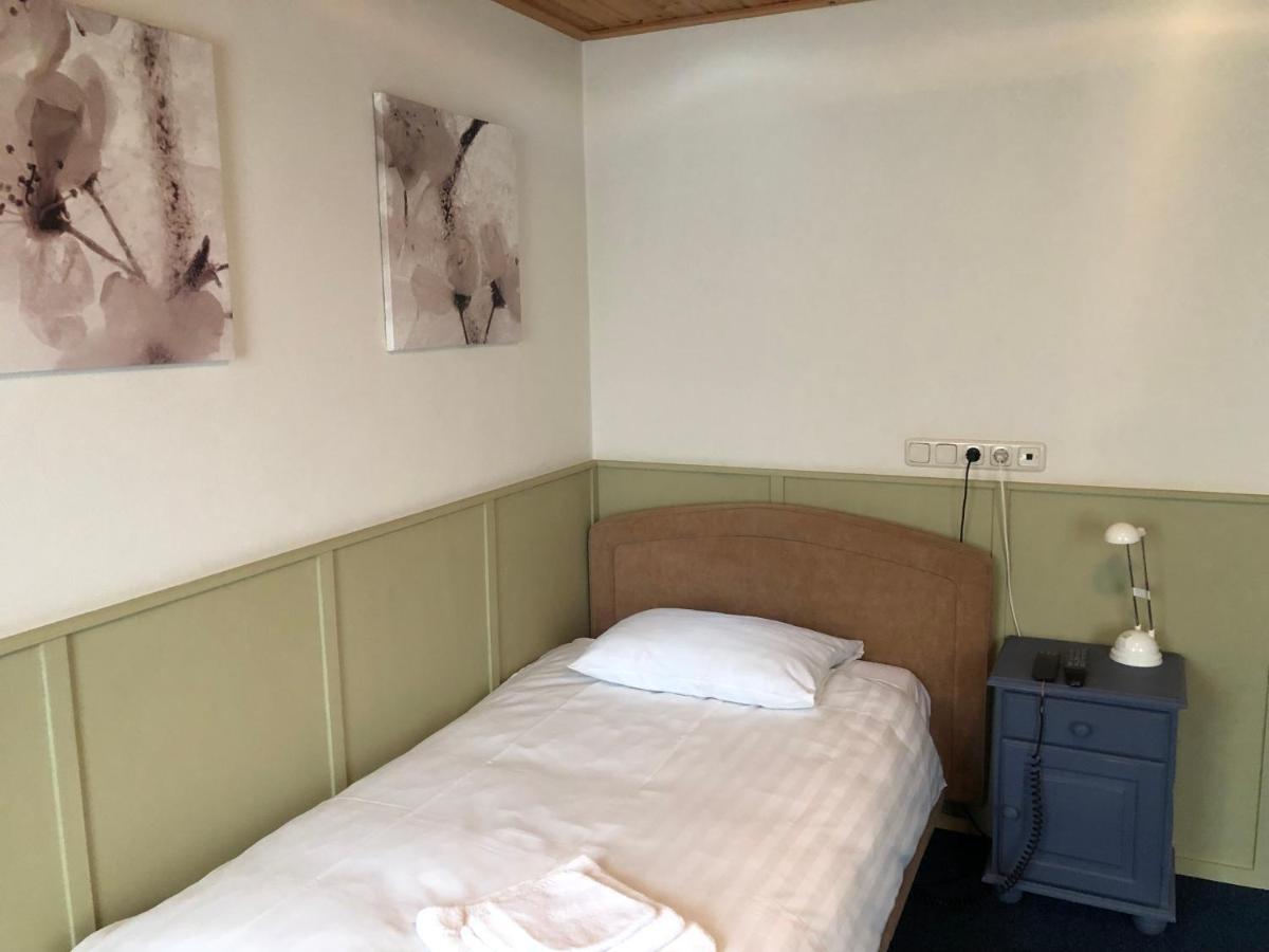Hotel Verhoeven Uden Eksteriør bilde